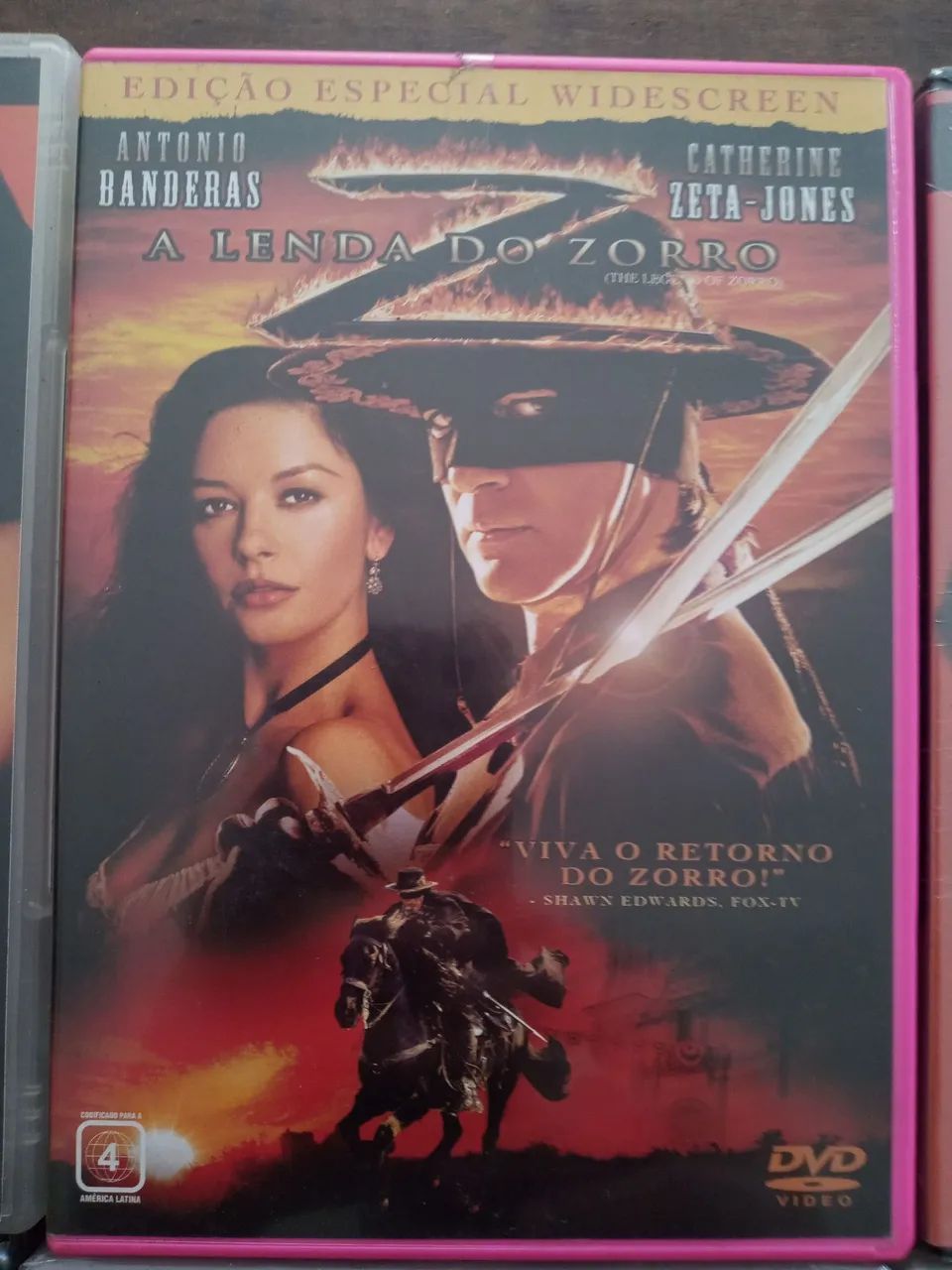 DVD A Lenda do Zorro Edição Especial - CDs, DVDs etc - Taboão