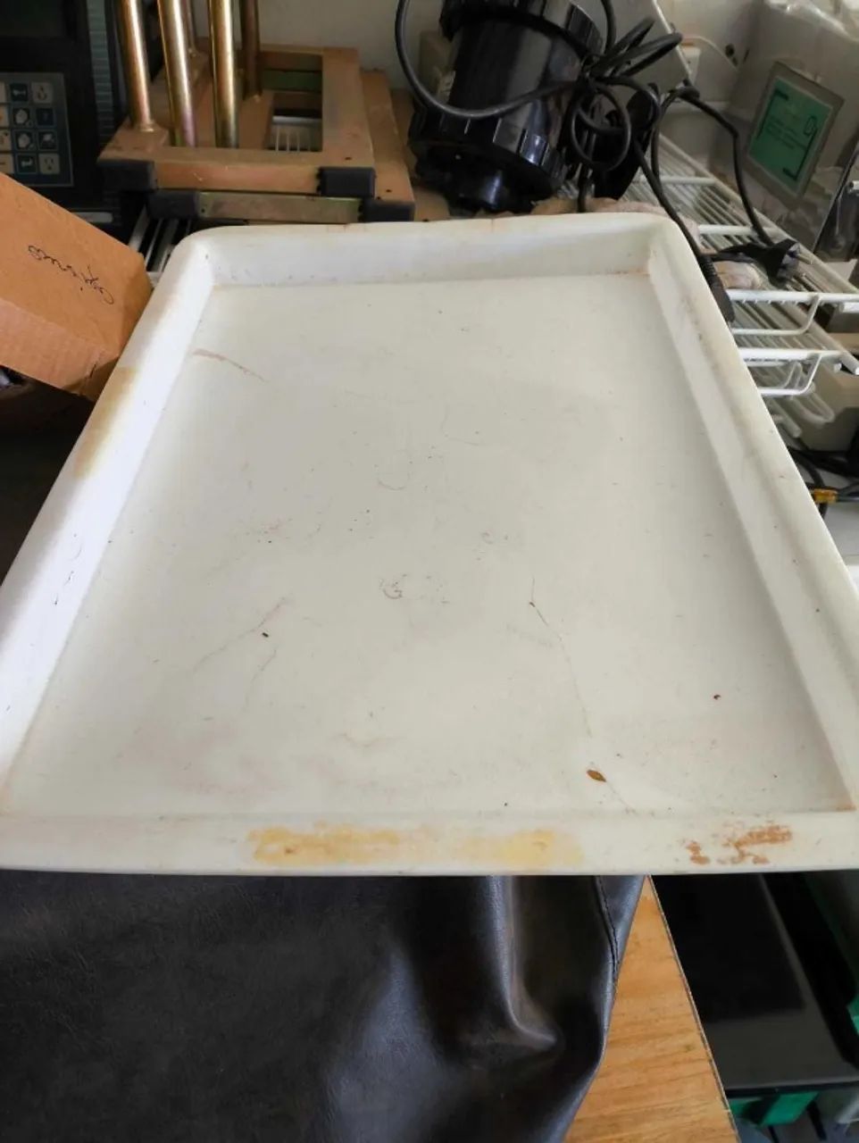 Bandejas plasticas leitosas