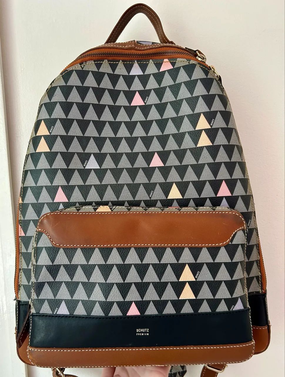 MOCHILA TRIANGLE SCHUTZ