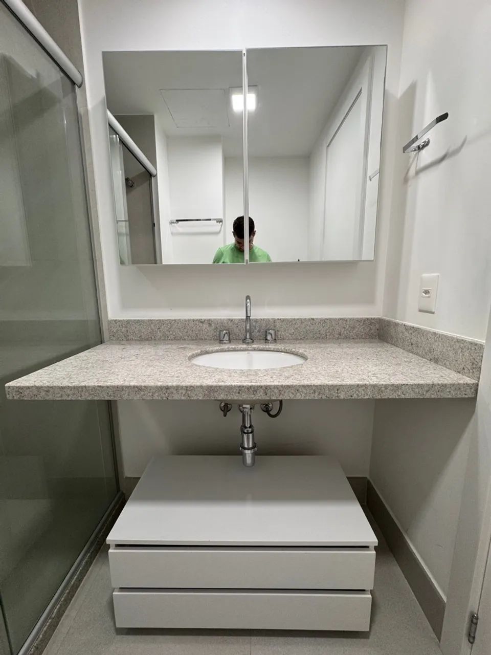 Armários de Banheiro Branco espelho