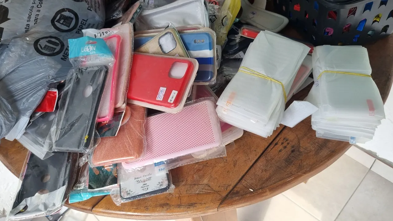 Capas e Películas para Celular - Diversos Modelos