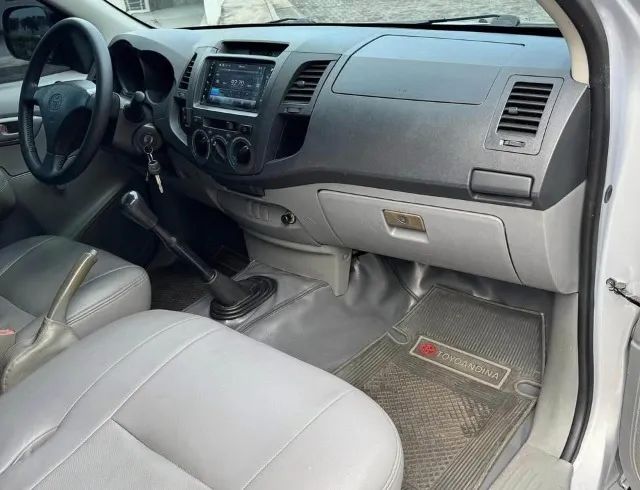 Hilux Cabine Simples 2019  - Foto 2