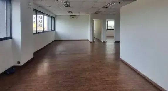 Conjunto Comercial para aluguel e venda tem 245 metros quadrados em Santo Amaro - São Paul - Foto 3