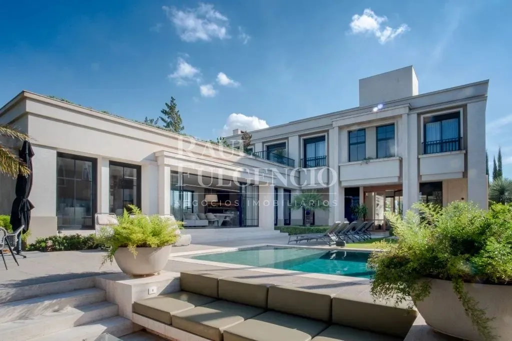 The Euro Royal | Vista Lago | 4 suítes