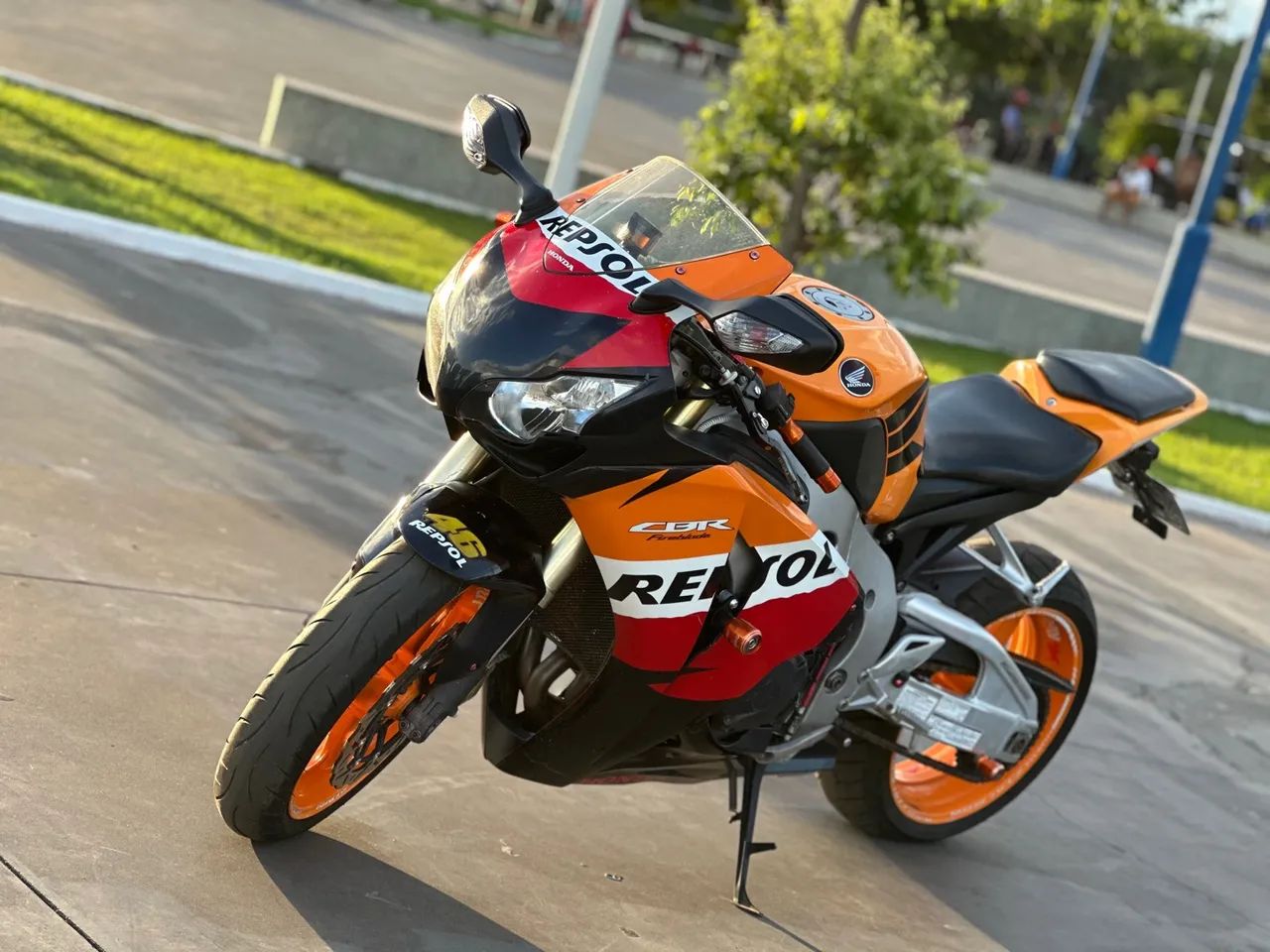 Honda CBR 1000RR - Foto 4