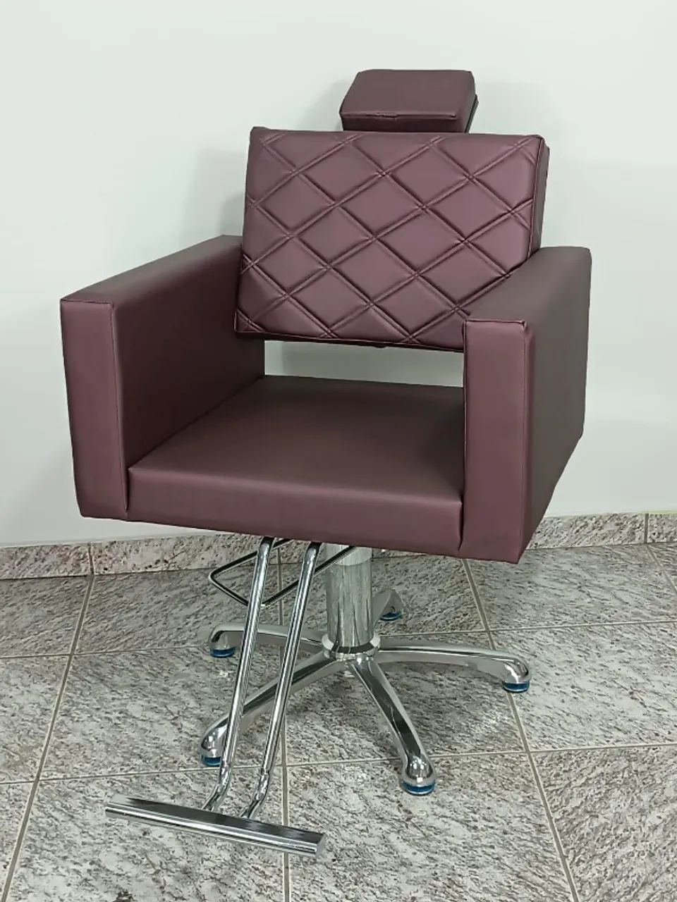 Cadeiras para Cabeleireiros em Contagem  - Foto 2