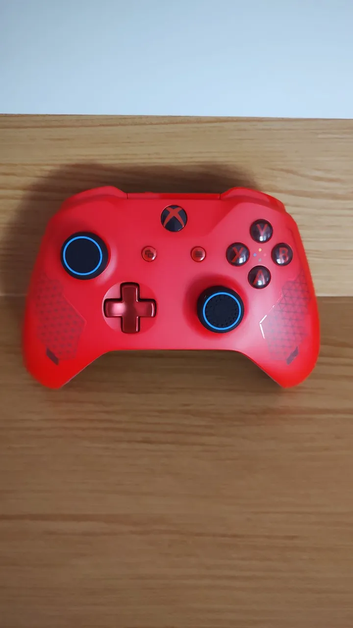 Controle Xbox one Vermelho - Design Exclusivo! Punho emborrachado (novíssimo)