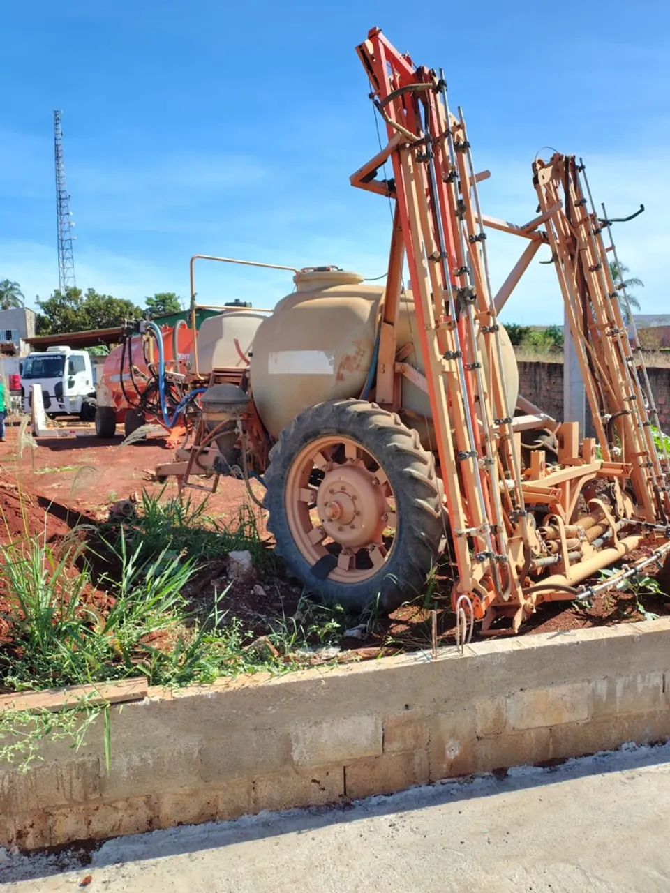 Pulverizador Jacto Advance 2000