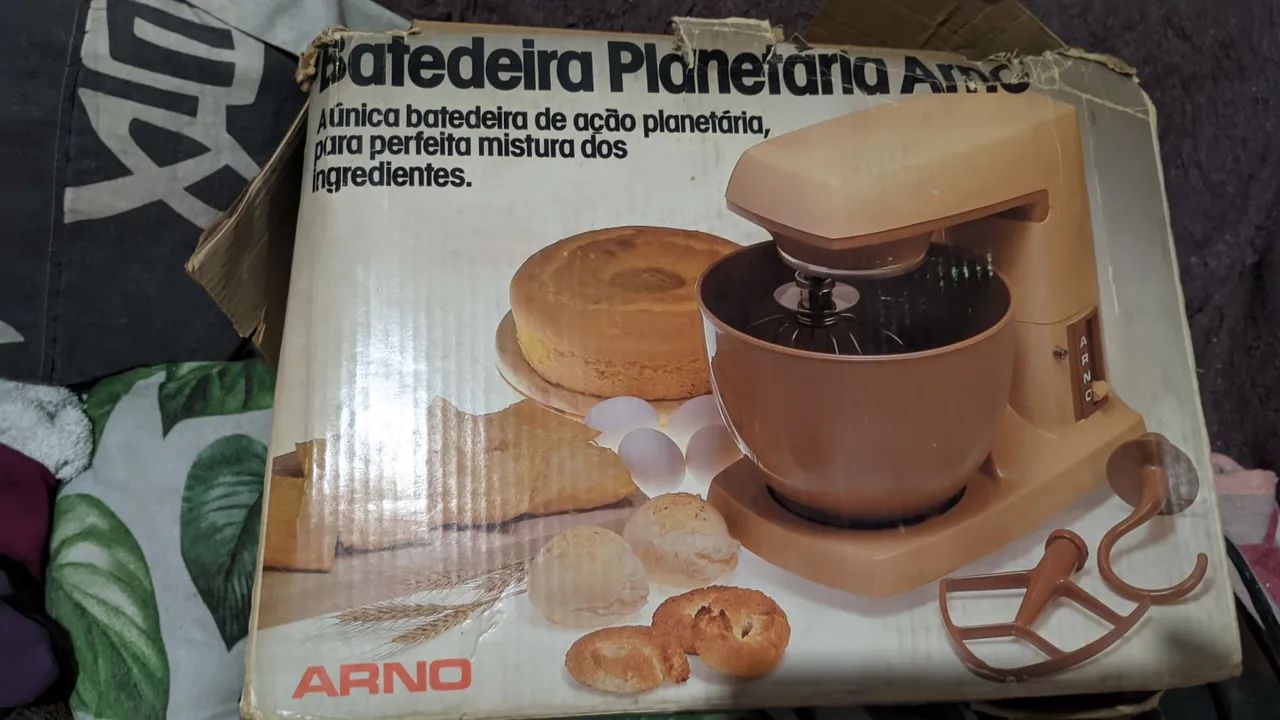 Batedeira Planetária Arno Antiga Anos 80 Funcionando perfeitamente 