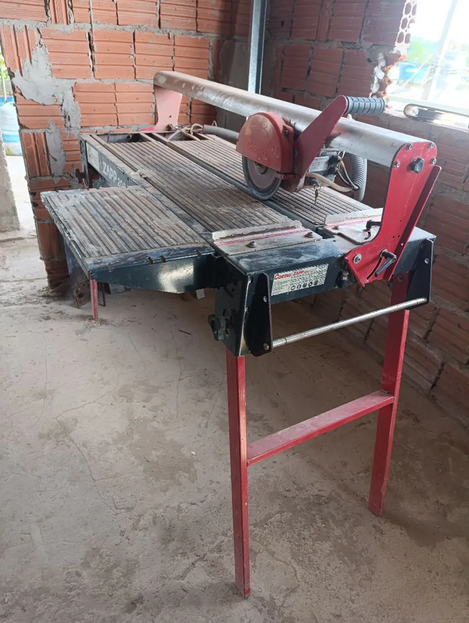 Cortador de piso Cortag ZAPP 200