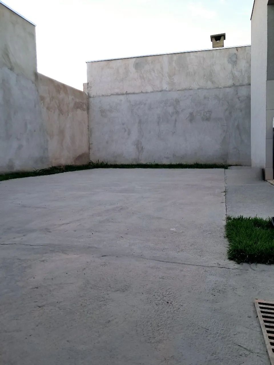 Casa em Condomínio, deixa pagar no nome!! Casa já financiada oportunidade.  - Foto 2