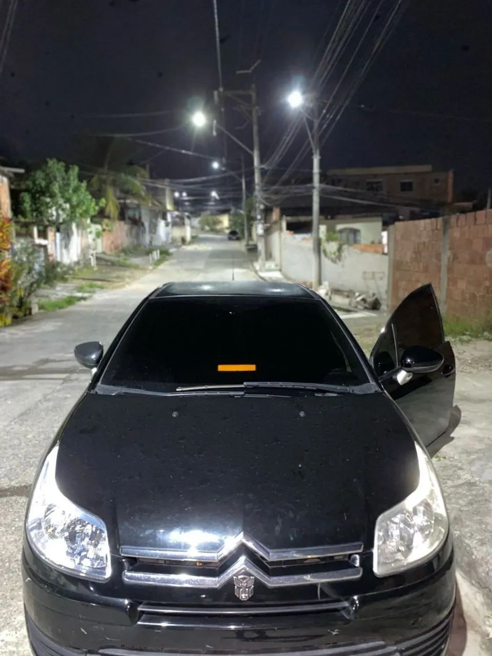 VENDO OU TROCO C4 CARRO TEM NADA PRA FAZER 