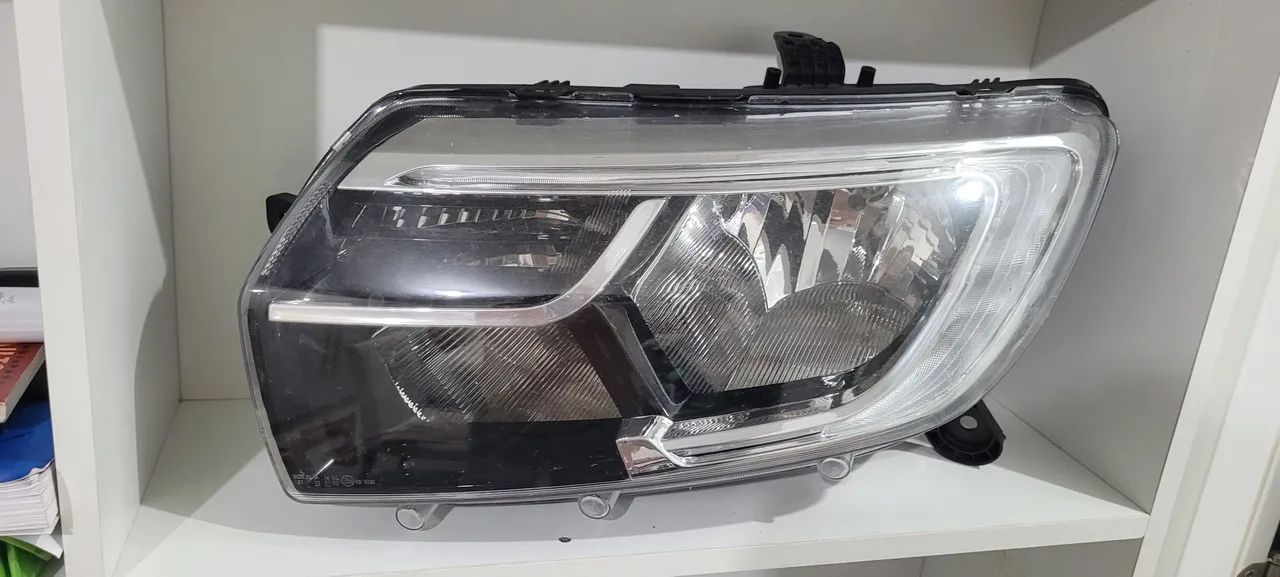 Farol esquerdo(Lado Do motorista Sandero/Logan 2020 á 2024 com Led - Foto 2