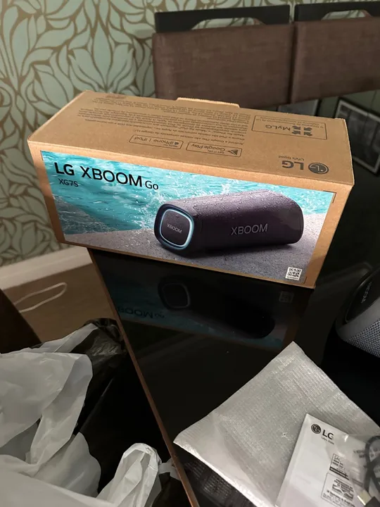 Caixa de Som LG XBOOM Go XG7S na Garantia