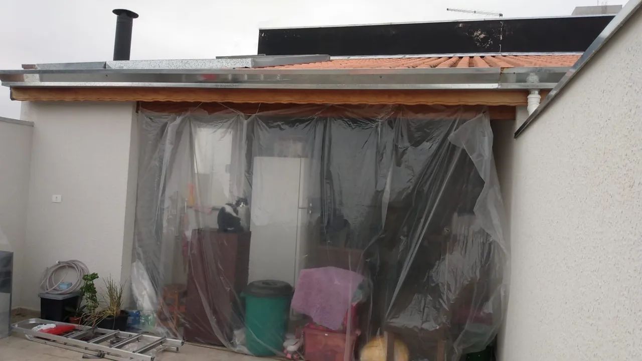 Portas de policarbonato  para Área Externa - Design Moderno - Foto 4
