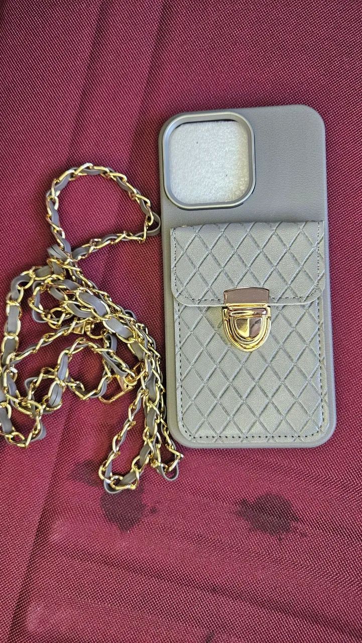 Capa de Celular com Corrente - Foto 3