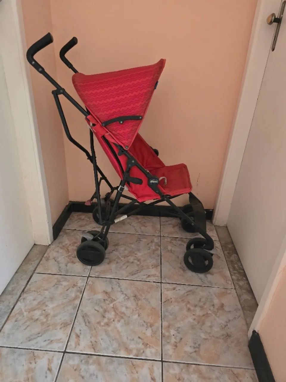Carrinho de BB Tipo Guarda Chuvas CHICCO. - Foto 3