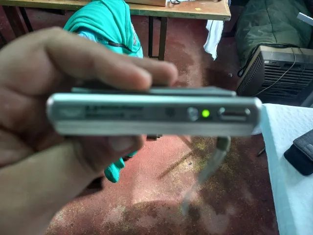 Sony Câmera Cybershot Dsc-t10 De 7,2 Mp Zoom Óptico 3x Prata Cinza-escuro - Foto 6