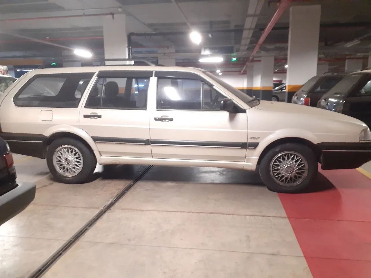 VW Santana Quantm GLS 2.0 Branco pérola 1992