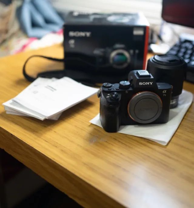 Sony alpha 7ii com a lente kit 28-70mm FE 3.5 - Foto 3