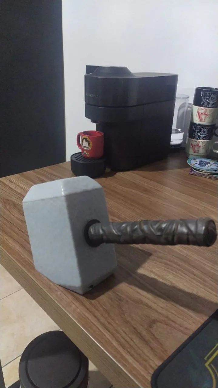 Luminária Decoração de Parede Martelo do Thor