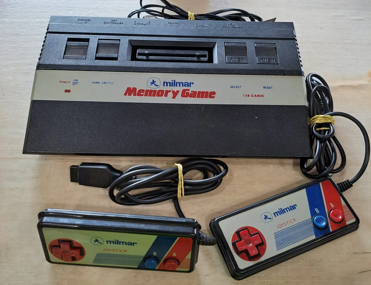 Console Milmar Memory Game - 128 Jogos Clássicos