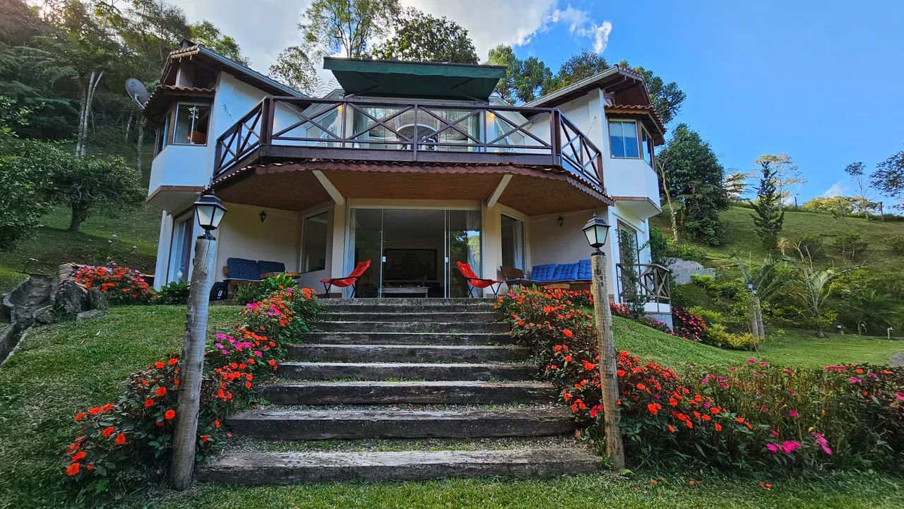 Maravilhosa casa na Santa Clara em Visconde de Mauá - Foto 3