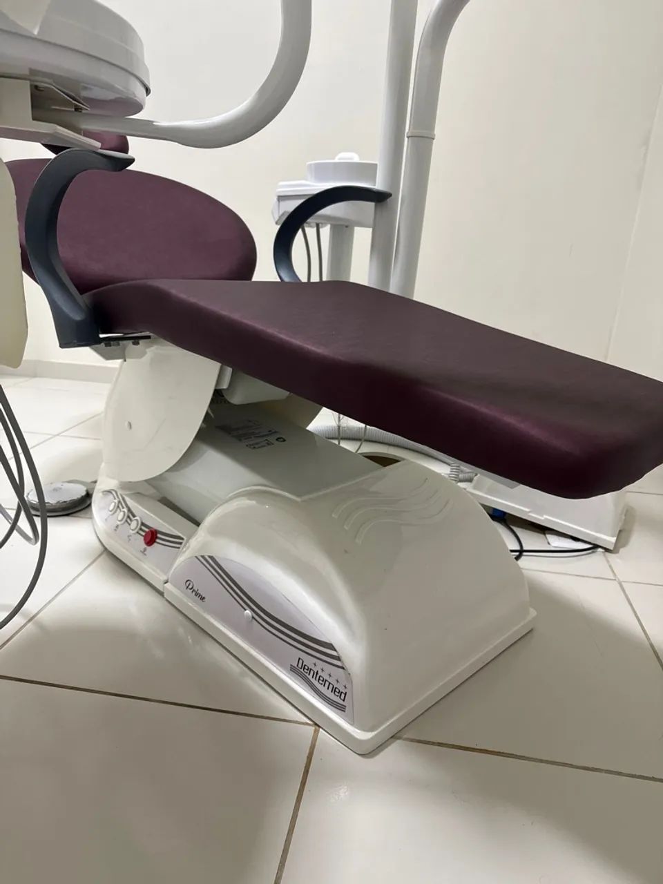 Cadeira Odontológica Completa - Excelente Estado - Foto 6