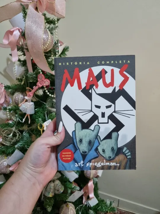 Livro MAUS por art spiegelman