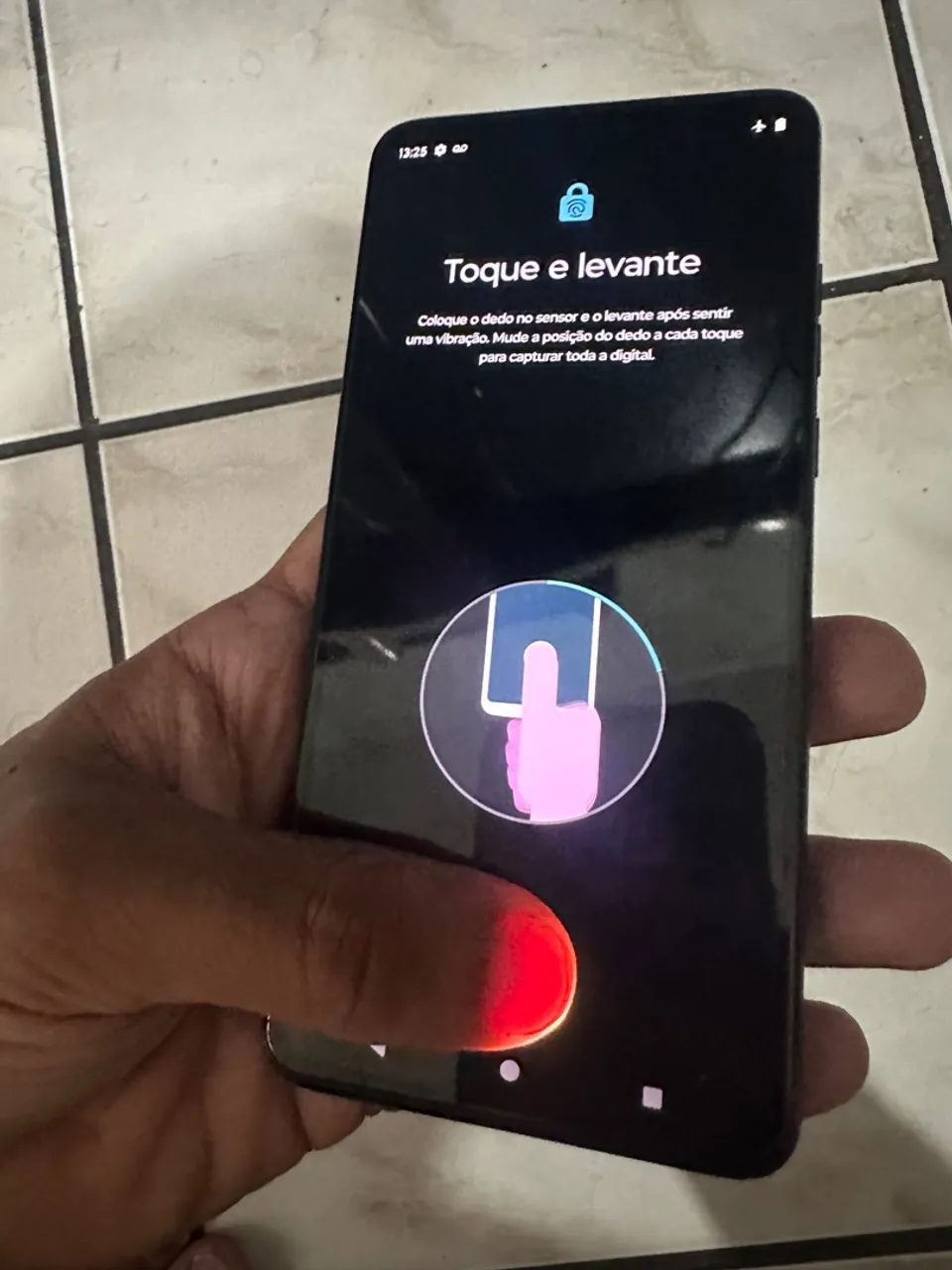 Moto g84 biometria na tela 