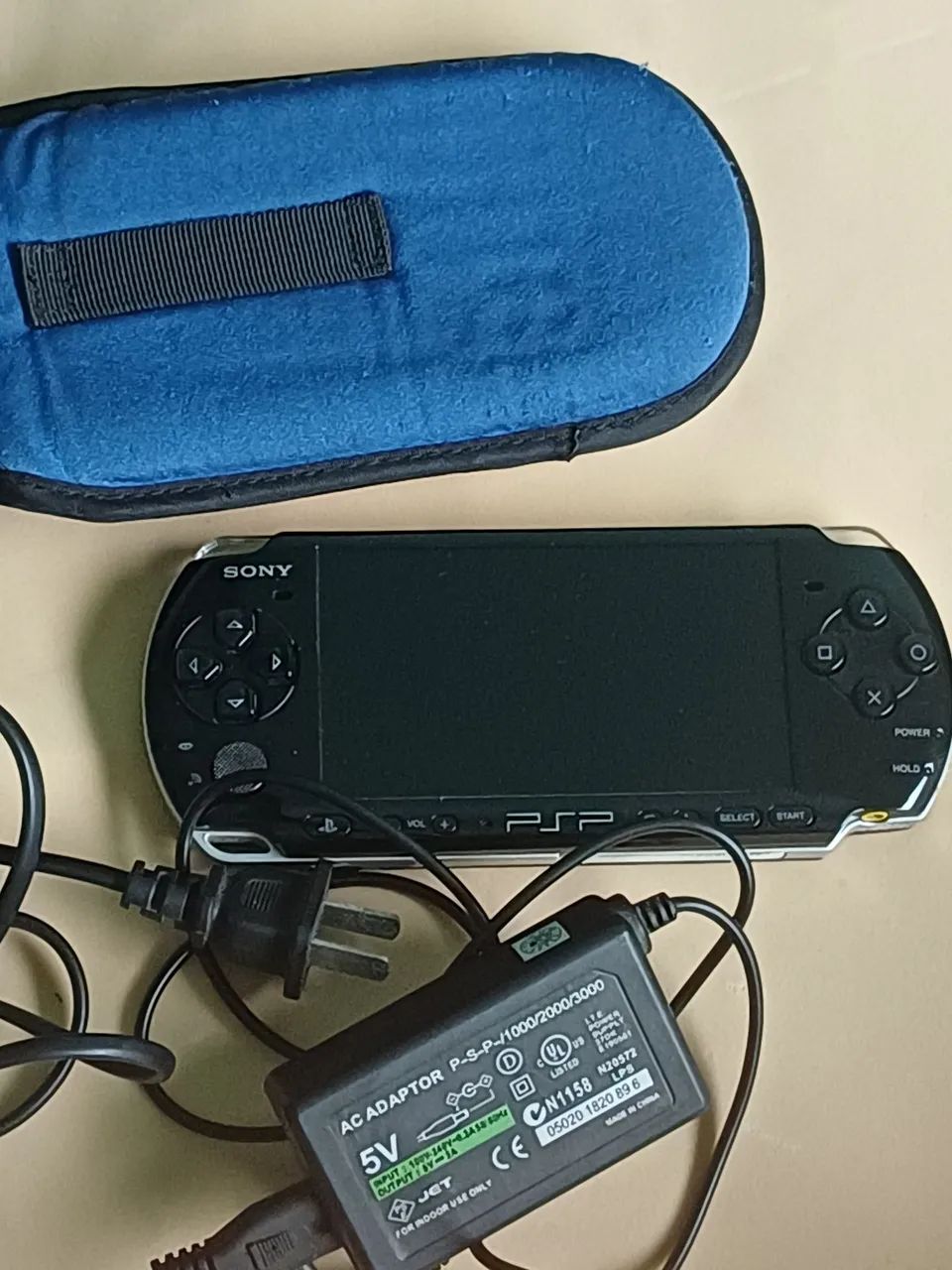 Psp 3004 com carregador e capinha - Foto 4
