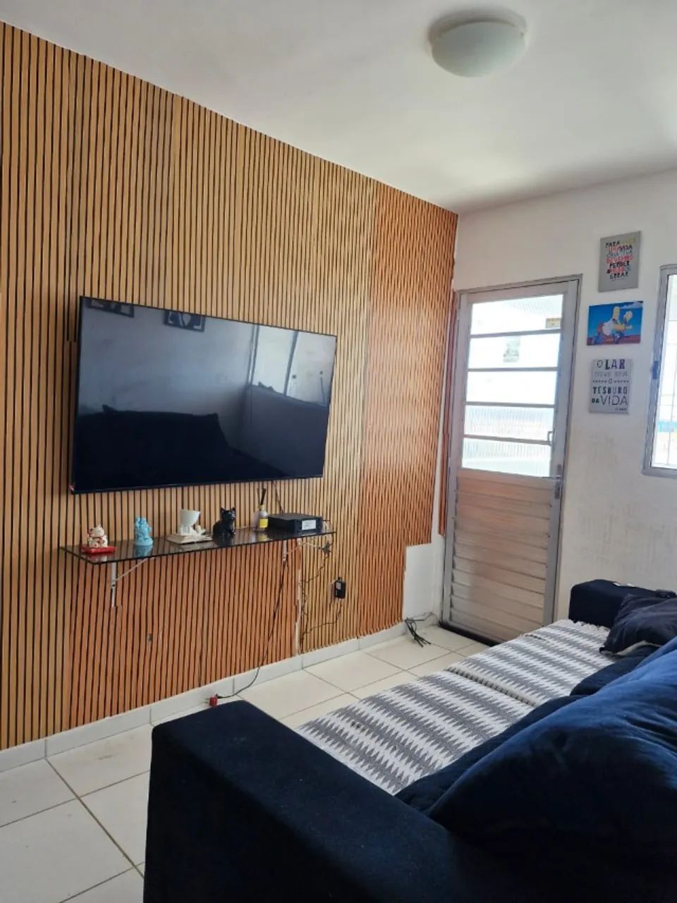 ALUGA-SE QUARTO MOBILIADO - PARA MULHERES - Foto 4