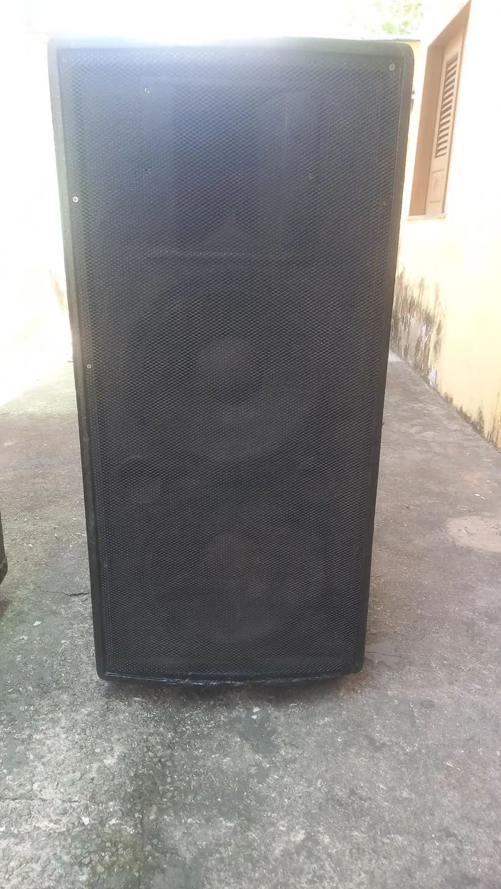 Vendo 2 caixas de som ativas da Antera  - Foto 5