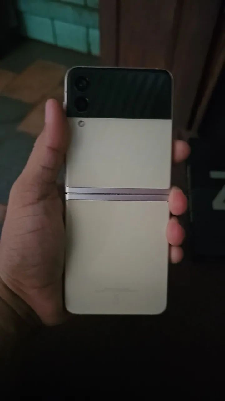 SAMSUNG ZFLIP3  - Foto 2