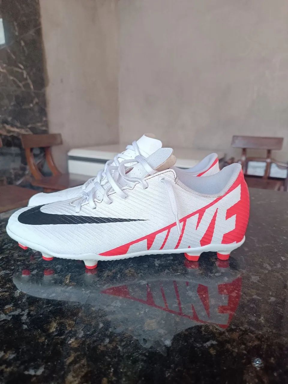 Chuteira da nike original nova!!!
