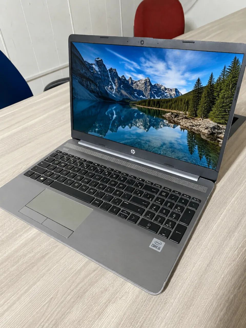 【高性能】HP250G7モダングレー☘10世代i5☘NVMe256+1TB Notebook HP 250 G7 Seminovo i5 8265U 8GB 256GB NVMe Tela 15,6 Win