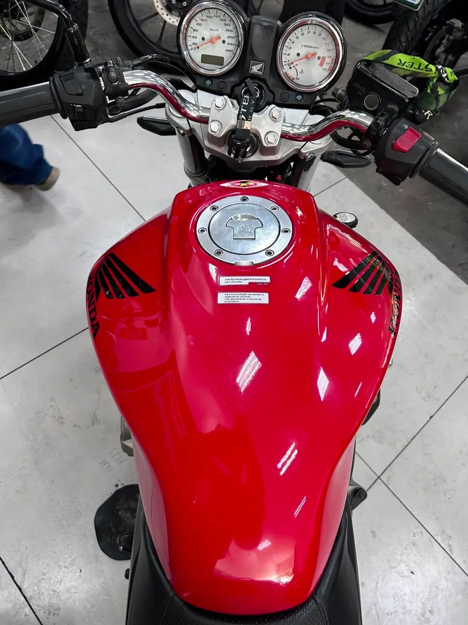 HONDA CBR 600F - Foto 4