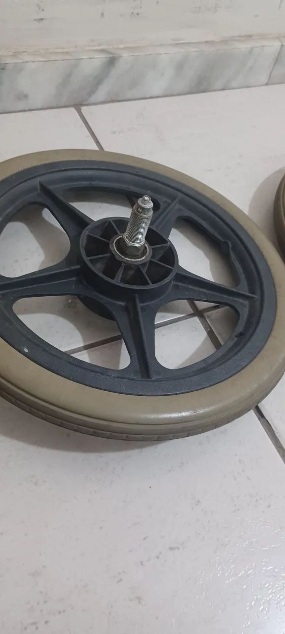 Rodas para cadeira de rodas .cada 29,00 - Foto 4