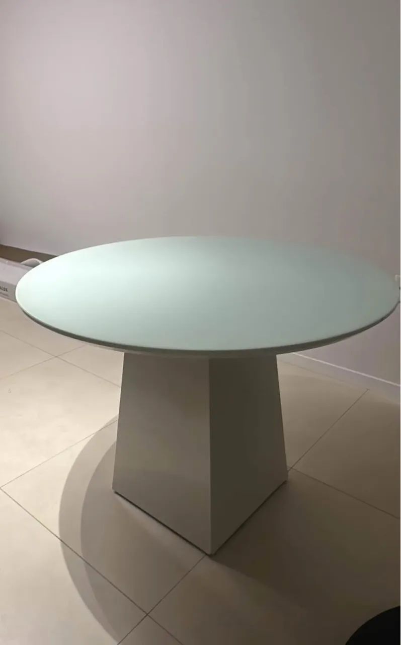 Mesa com cadeiras  - Foto 4