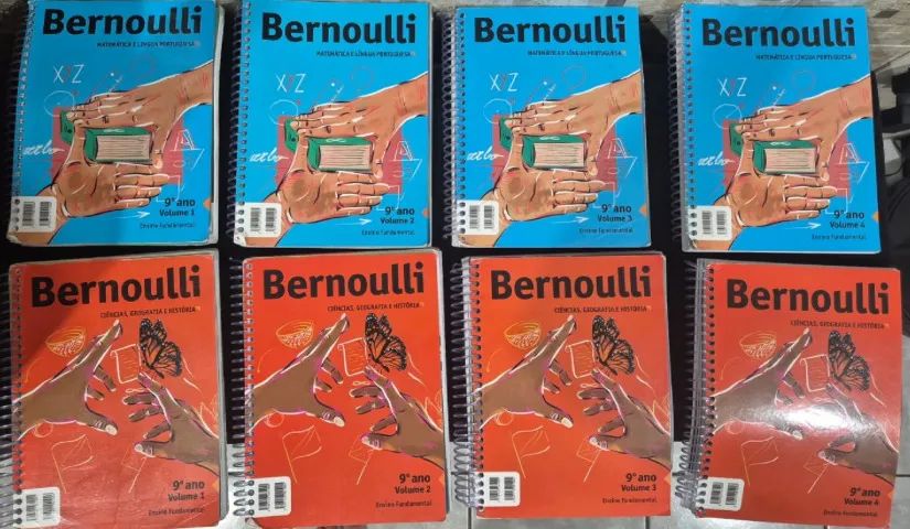 Coleção Bernoulli 9° ano Ed 2025 em ótimo estado de conservação! - Foto 3