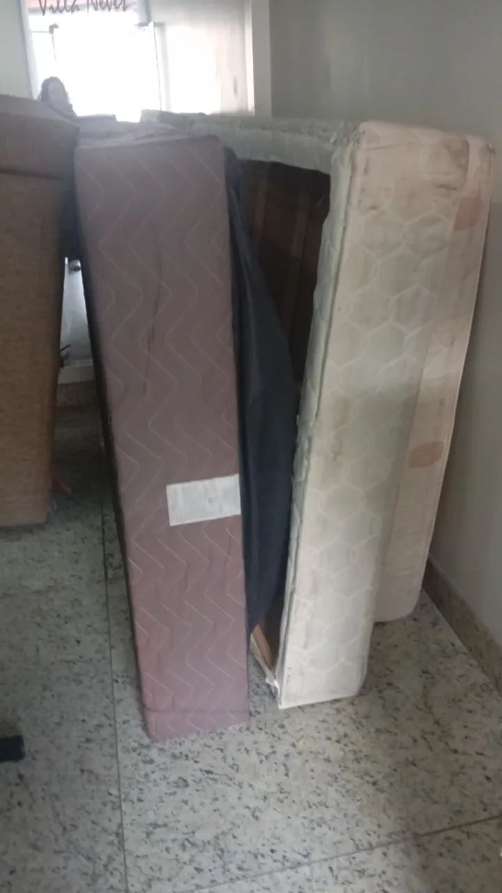 Cama box com colchão para venda e doação