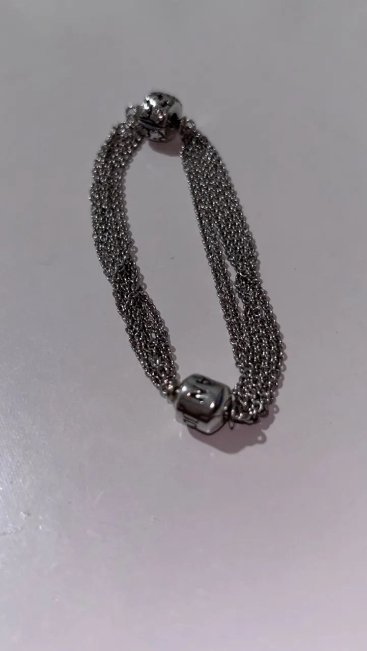 Pulseira Pandora multicanal (multi-strand) em prata 925