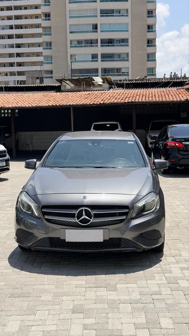 Mercedes-Benz Classe A 200 1.6 TB 16V Urban 156cv Aut. 2014