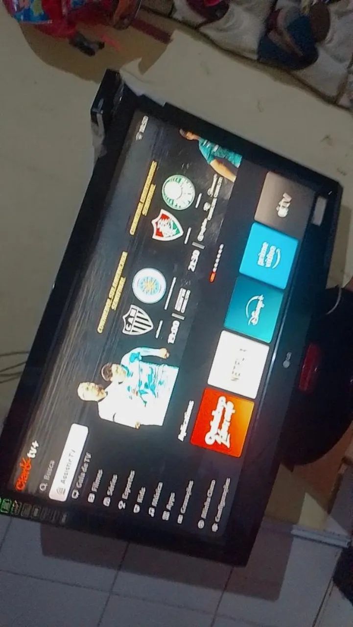 TV 