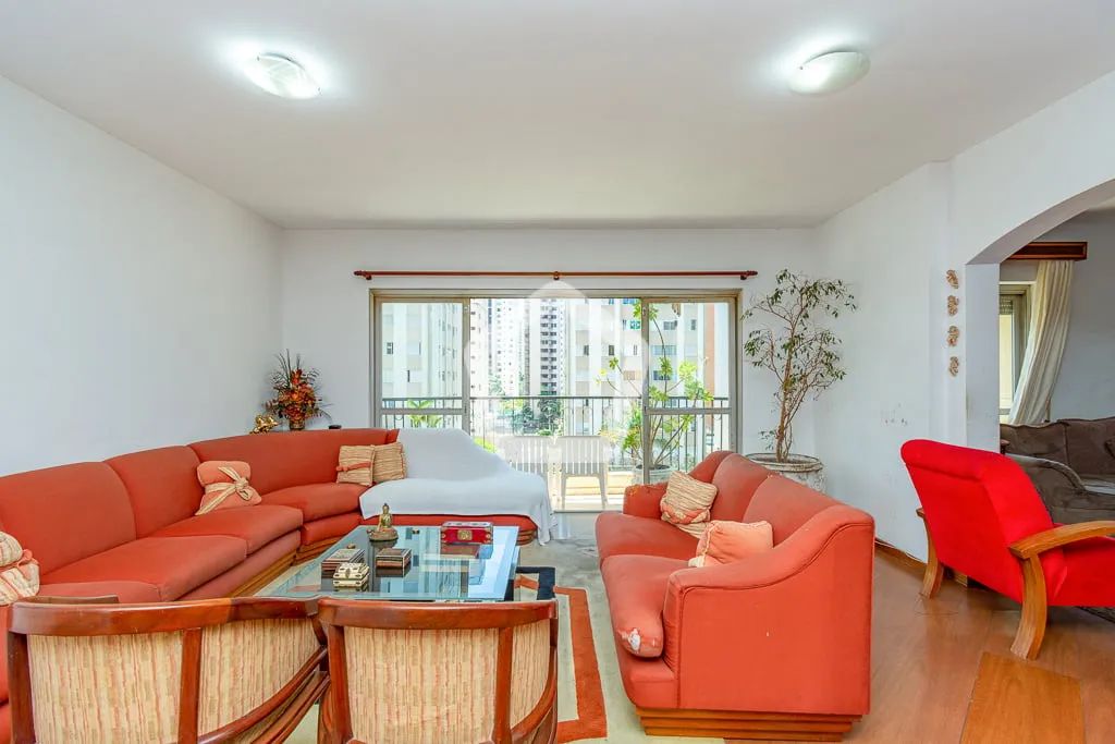 Apartamento em Indianópolis