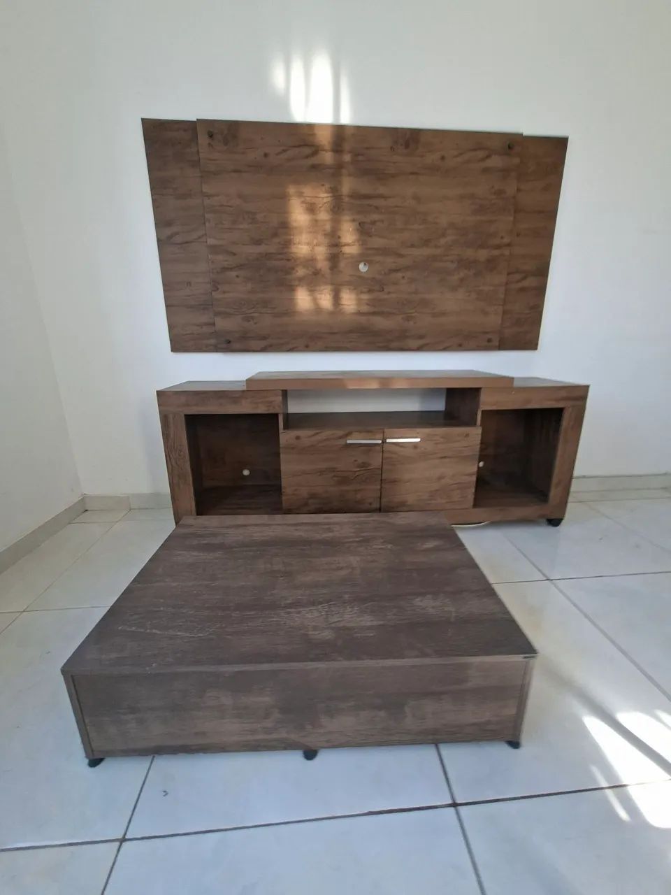 Lindo hack com Painel e Mesa de Centro - Foto 3