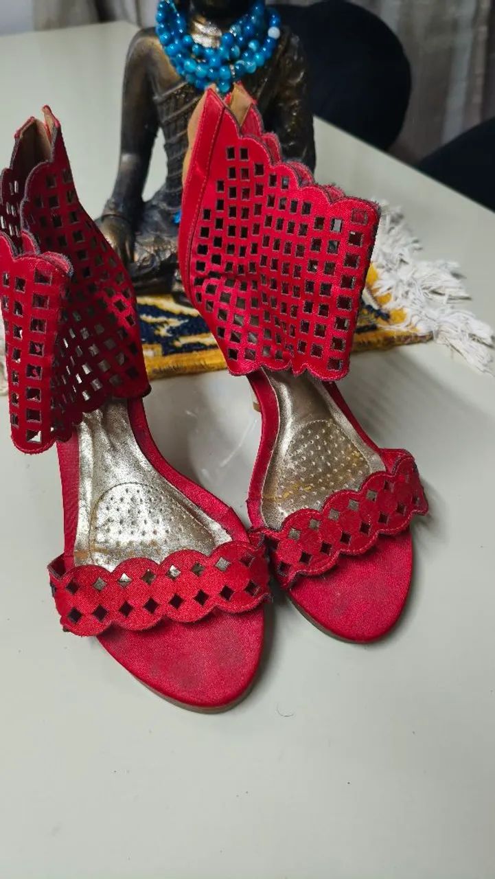 Sapatos e sandálias 60,00 cada - Foto 3