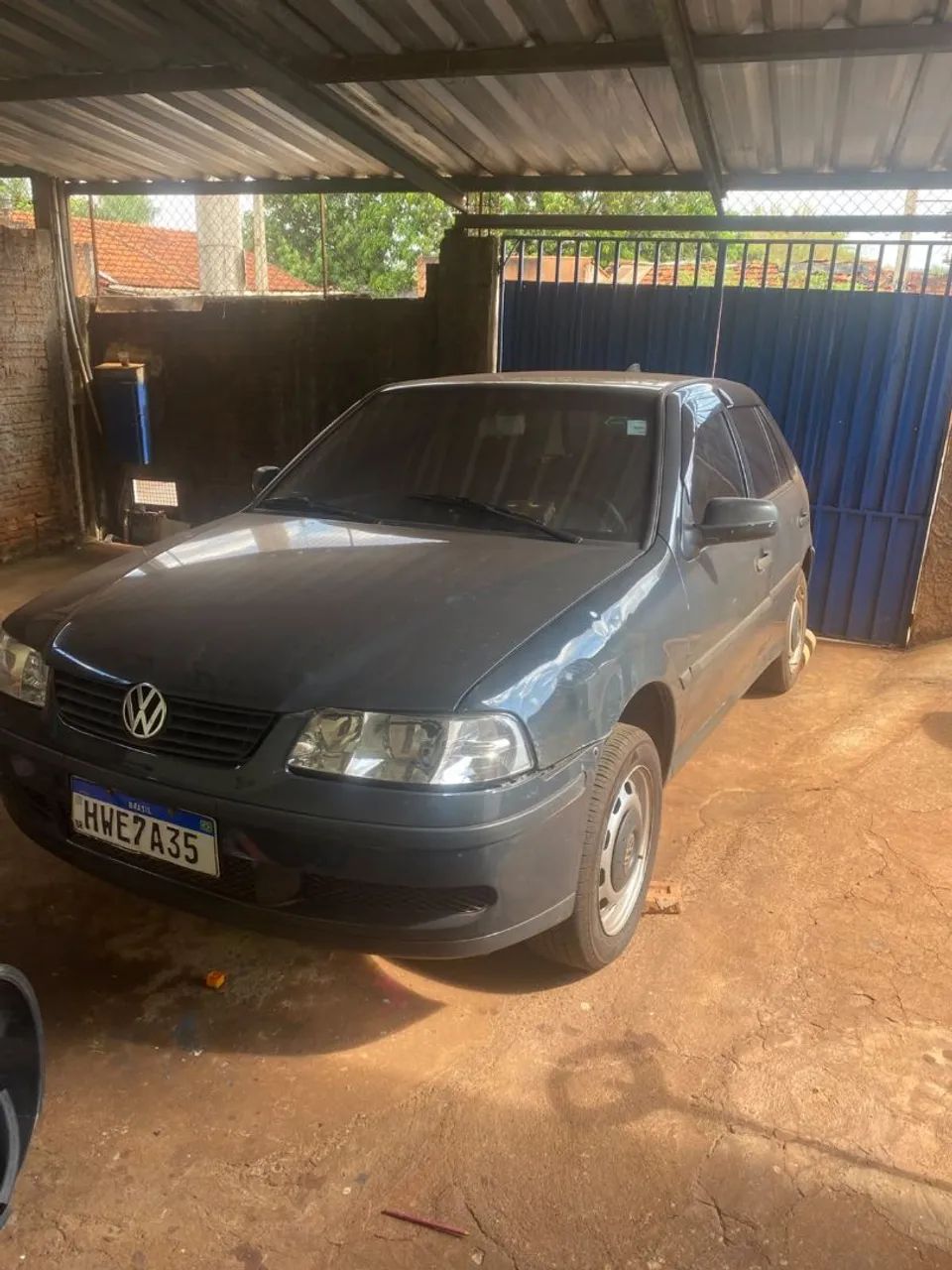 Volkswagen Gol Gol 1000 Mi 16V/ Ouro 4p 2001