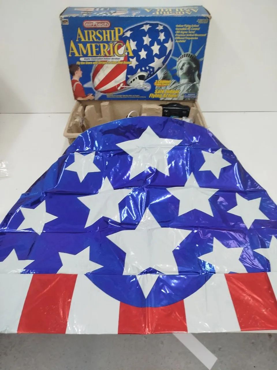 Antigo brinquedo simulador dirigível americano  - Foto 3