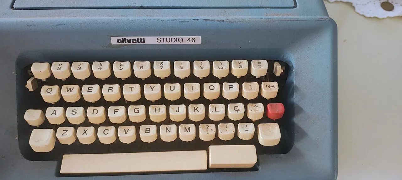 Máquina de datilografia Olivetti, manual - Foto 3